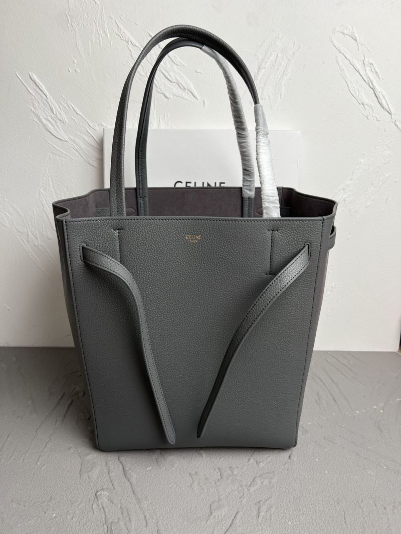 Ce1i*e cabas bags